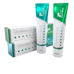CoolMint_And_Sensitivity_4.7oz_Box_And_Tube_3D_0220